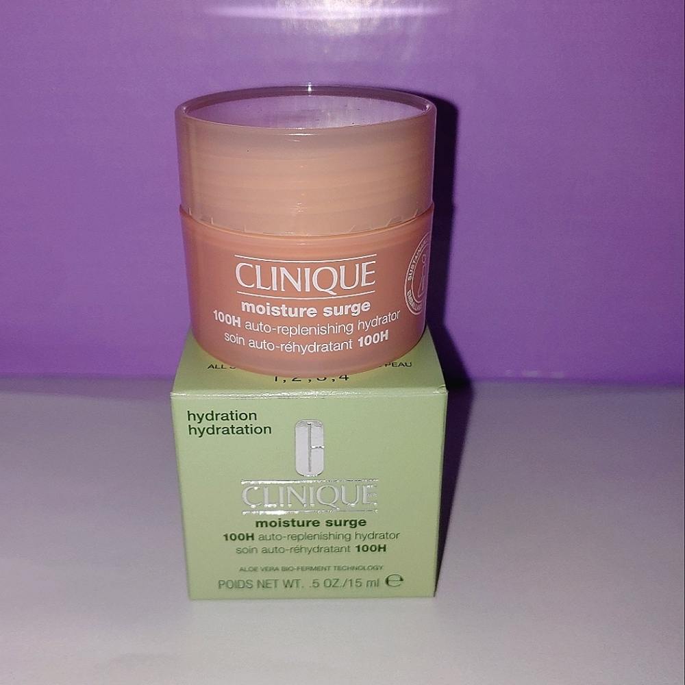 Moisture Surge 100H auto-replenishing hydrator Clinique